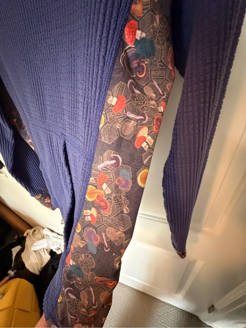Youer Climb on hoodie, Purple & Cosmic Mushroom Size XS - Picture 3 of 10